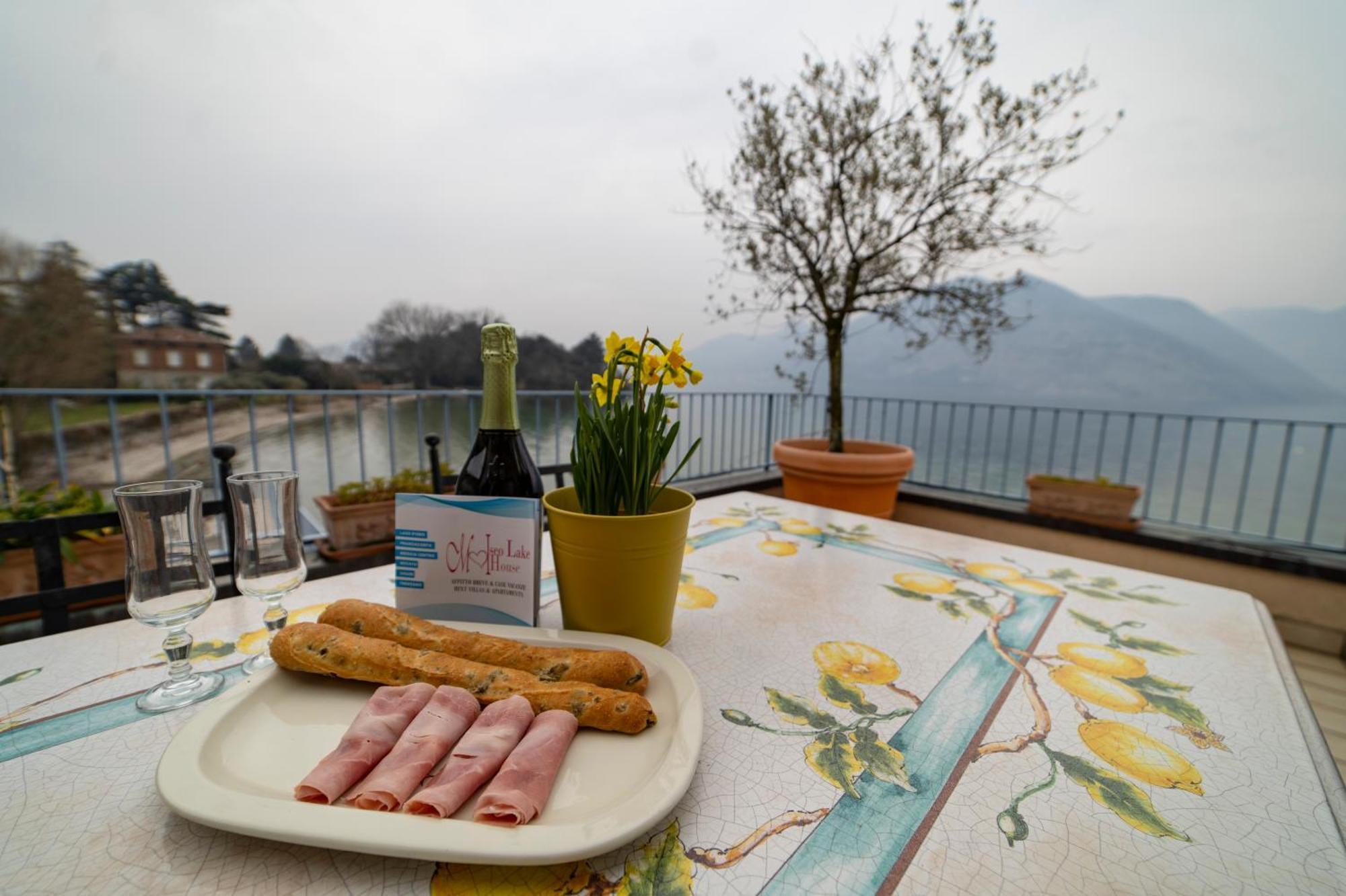 In Suite Lake 3 Pilzone Zewnętrze zdjęcie